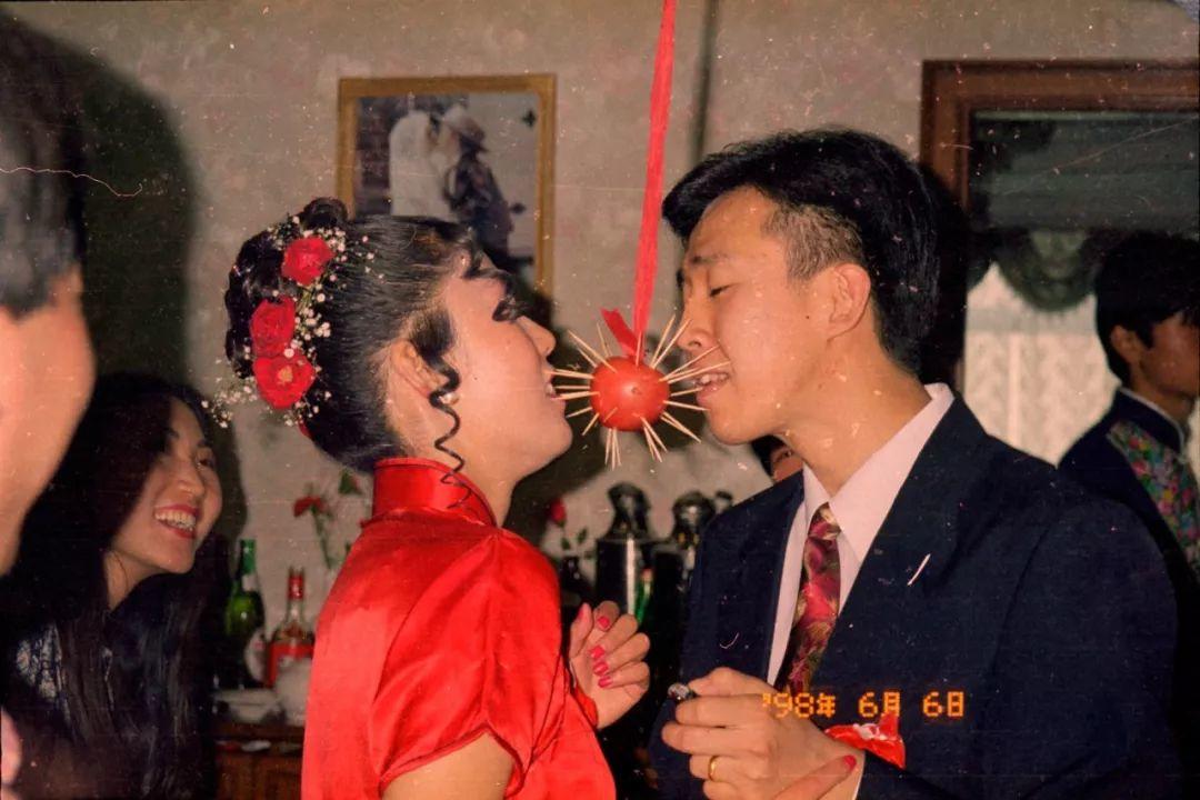 这个法国人正在悄悄收集中国人20年的记忆